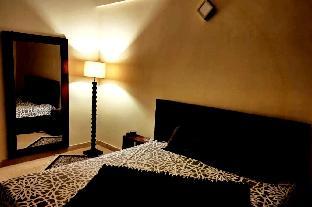 Spacious and Serene Apartment - image 2