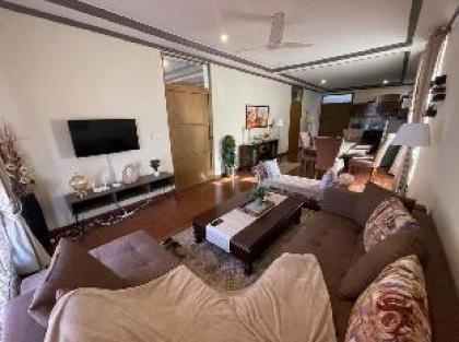 Zaha Home: The Retreat Bhurban; 2br family place 