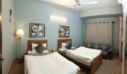 Tourist Inn Furnished Apartment  - image 3