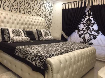 The Red one bedroom apartment in Bahria Town 