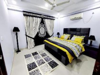 Charming one bedroom Apartment in Bahria town 