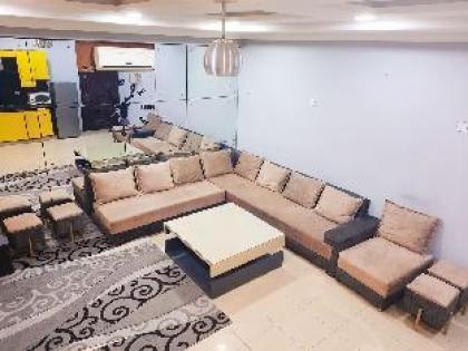 Charming one bedroom Apartment in Bahria town - image 5
