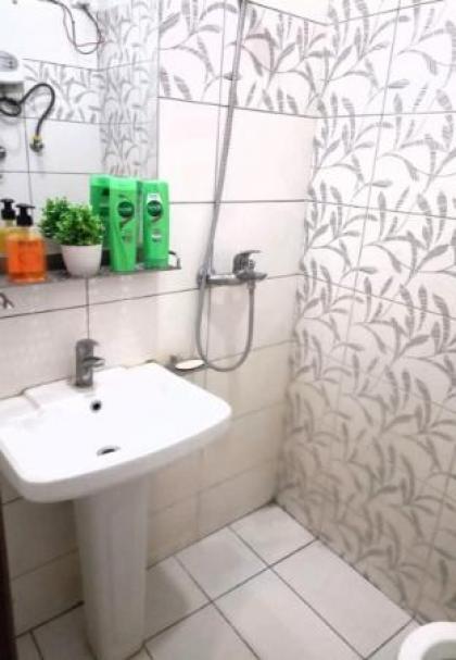 One bedroom luxurious Apartment in Bahria town. - image 5