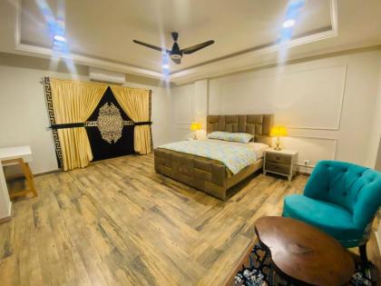 Holidazzle Serviced Apartments Bahria Town - image 30