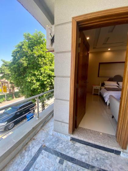 Luxury Guest House in Bahria Town - image 11