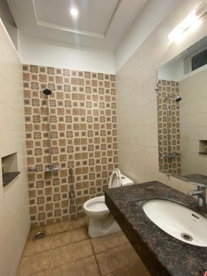 Luxury Guest House in Bahria Town - image 23