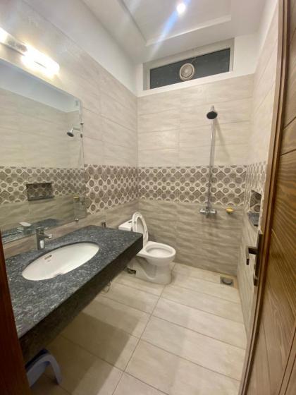 Luxury Guest House in Bahria Town - image 24