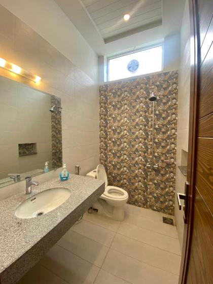 Luxury Guest House in Bahria Town - image 27
