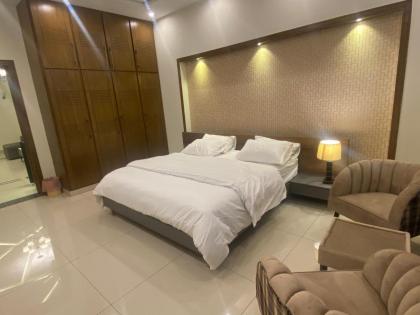 Luxury Guest House in Bahria Town - image 28