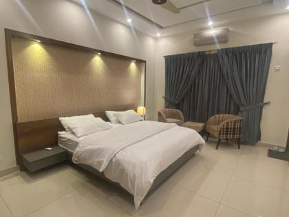 Luxury Guest House in Bahria Town - image 29