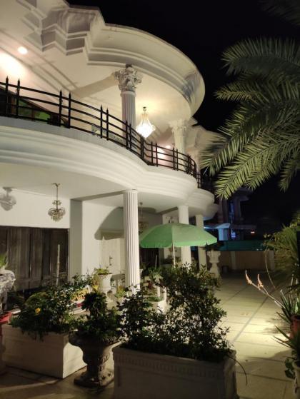 Sunrise Rest House