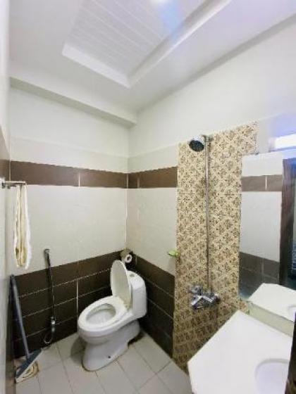 Two Bedroom Comfort Apartment for Family - image 15