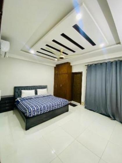 Two Bedroom Comfort Apartment for Family - image 3