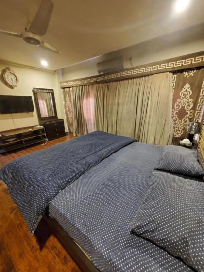 CosmoStay Islamabad Bahria Town - image 10