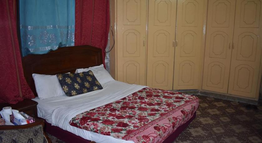 Hotel Neelum Valley - image 3