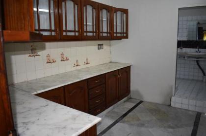 Neelum Guest House - image 5