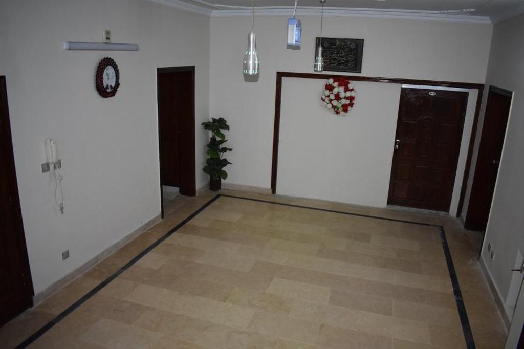 Neelum Guest House - image 6