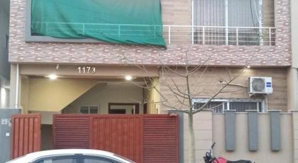 The Crown Guest House  - image 10