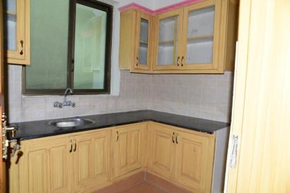 Canari Hotel kashmir View khanspur Ayoubia  - image 9