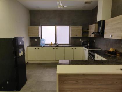Royal Family Suite E-11 Only for Families Islamabad - image 13