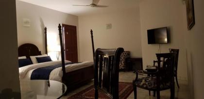Royal Family Suite E-11 Only for Families Islamabad - image 26