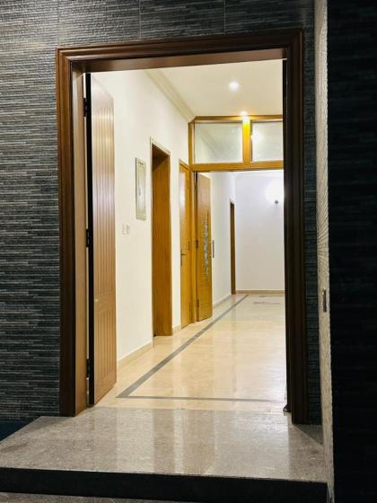 Islamabad Travelodge Guest House - image 22