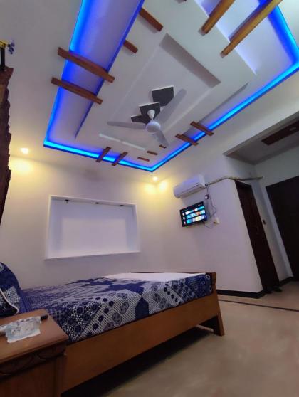 Lavish Inn Islamabad - image 2