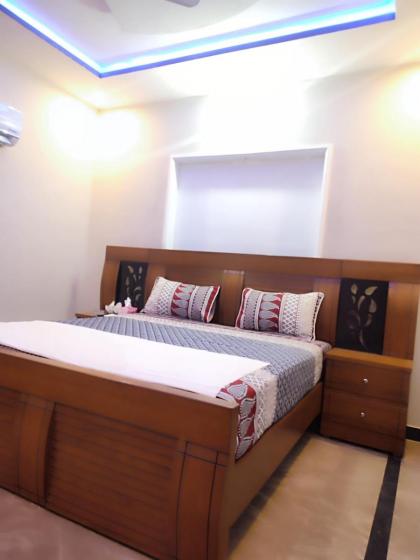 Lavish Inn Islamabad - image 5