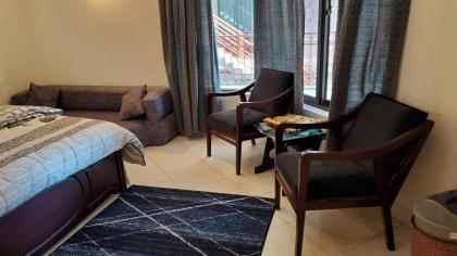 Rove Lodging-3 Bedroom Service Apartment - image 16