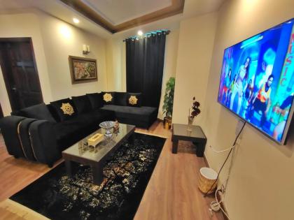 Family Friendly & Peaceful 3 Bed APT Free Wifi Islamabad