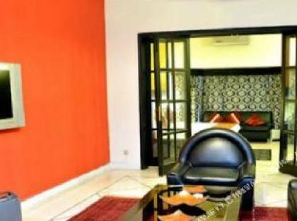 Riveria Guest House - image 3