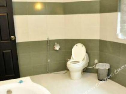 Riveria Guest House - image 6