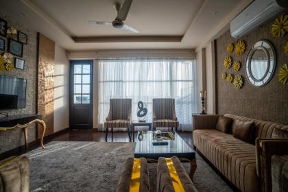 Penthouse by Shelton - image 13