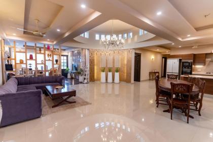 Penthouse by Shelton - image 15