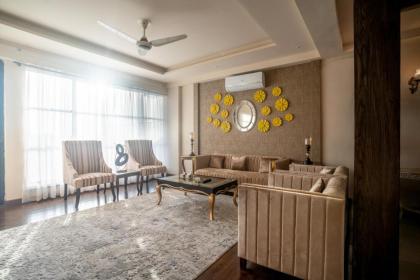 Penthouse by Shelton - image 25