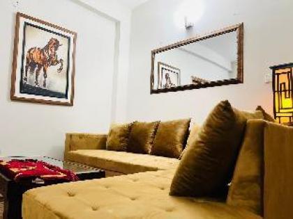 two???? two bedroom flat /1 bath/kitchen/parking. - image 8
