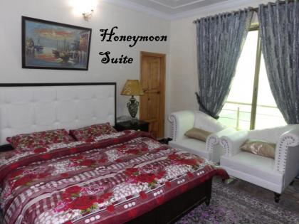 Canari Hotel kashmir view - image 24