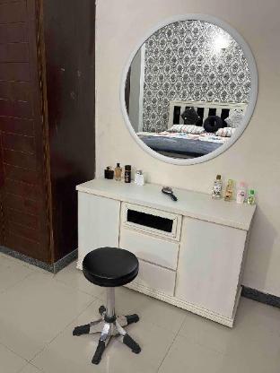 Cozy Calm Chaos 2BHK E-spot  Wifi  Chrome Cast - image 3