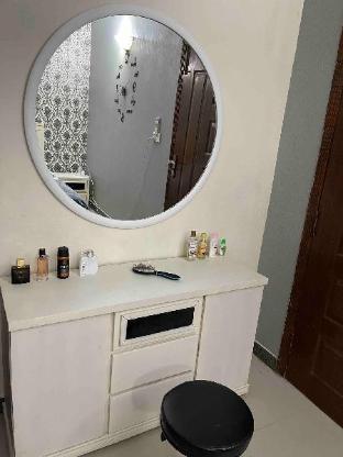 Cozy Calm Chaos 2BHK E-spot  Wifi  Chrome Cast - image 5