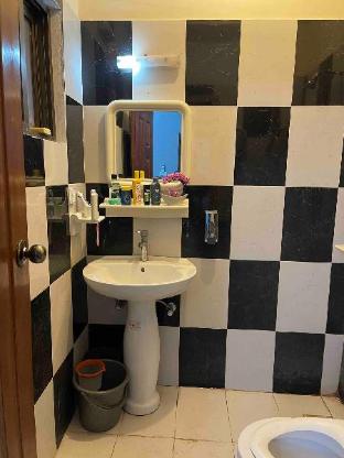 Cozy Calm Chaos 2BHK E-spot  Wifi  Chrome Cast - image 7