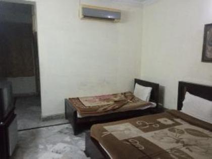 Mulberry Guest House G-6/4