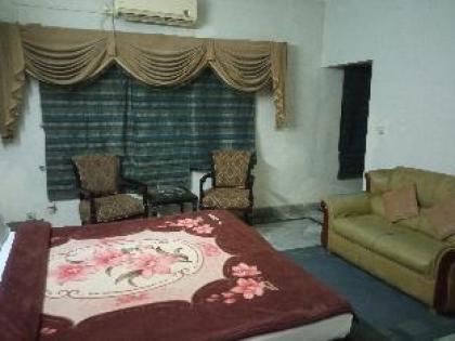 Mulberry Guest House G-6/4 - image 3