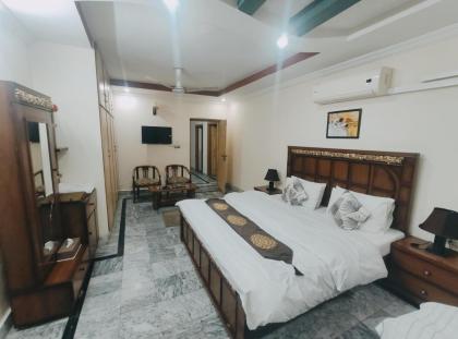 Lexus Lodge - image 7