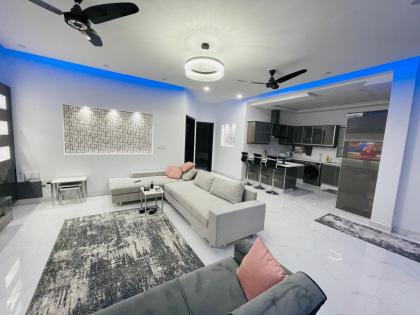 Amazing modern apartment in Islamabad  - image 15