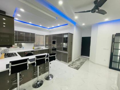 Amazing modern apartment in Islamabad  - image 17