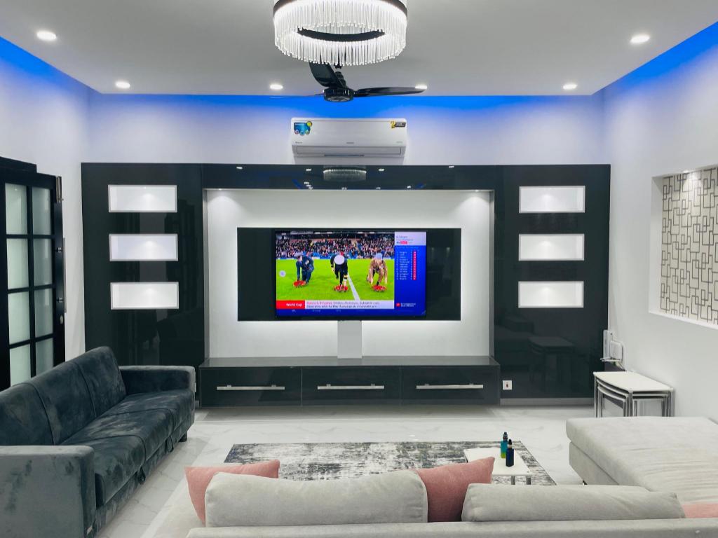 Amazing modern apartment in Islamabad  - image 4