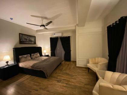 De-Meridian Luxury Apartments - image 22