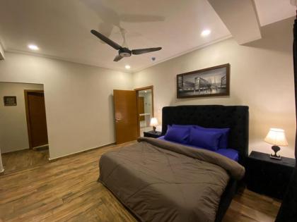 De-Meridian Luxury Apartments - image 25