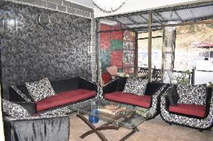 Chinar Inn