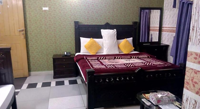 State Continental Hotel - image 3